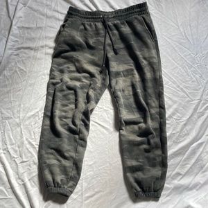 wild fable camo sweatpants